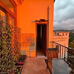 Vanvitelli Palace Bed & Breakfast Meta