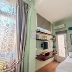 Vanvitelli Palace Meta