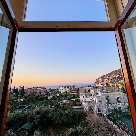 Vanvitelli Palace Bed and breakfast Meta