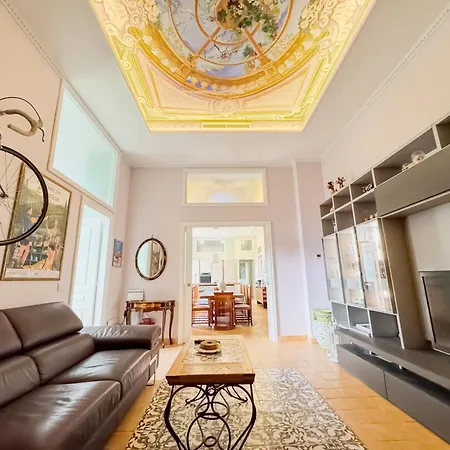 住宿加早餐酒店 Vanvitelli Palace