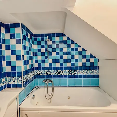 Vanvitelli Palace 梅塔